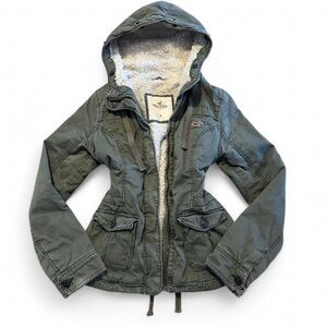 ON HOLD - Y2K Hollister Sherpa Lined Military Green Jacket